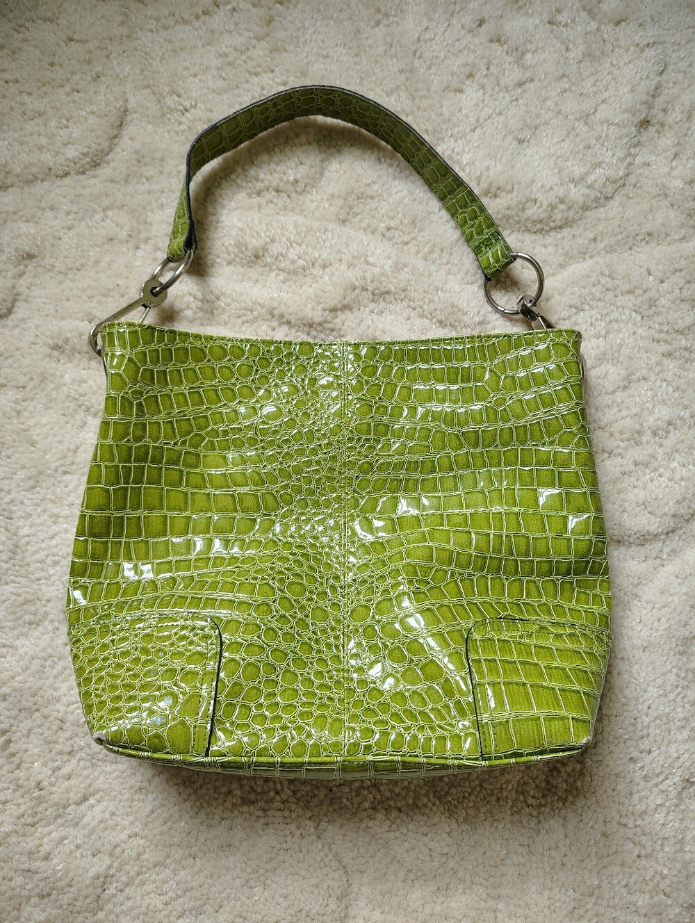 Bueno Women's Lime Green Croc-Embossed Shoulder Bag